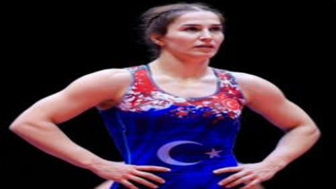 Buse Tosun Çavuşoğlu'ndan bronz madalya