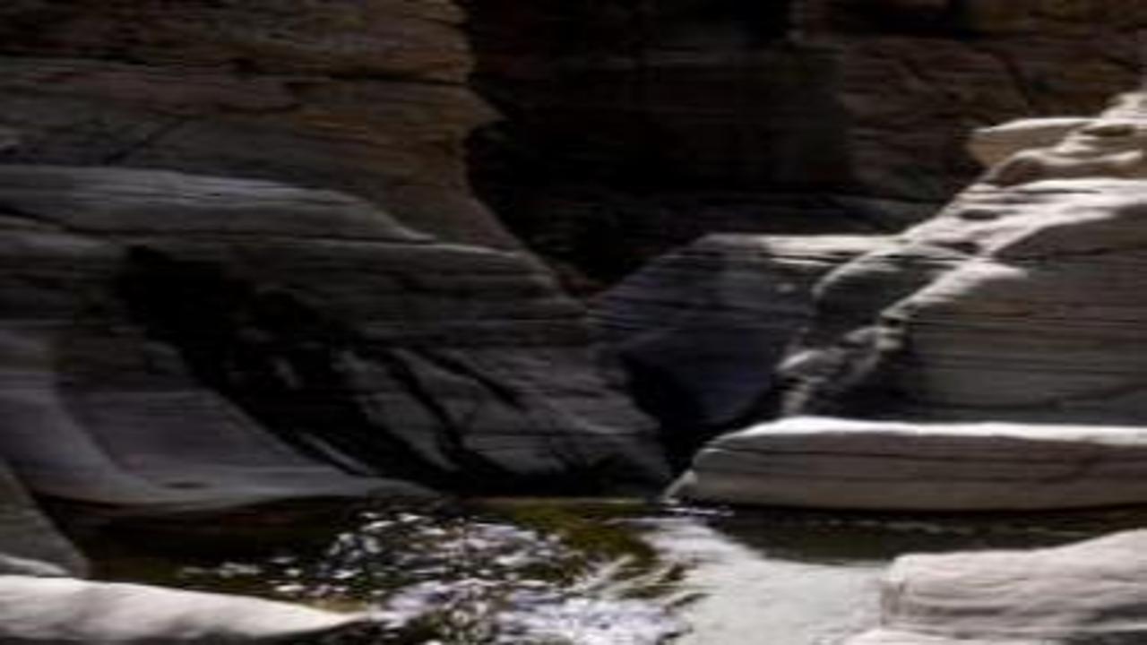 Doğanın sabırla şekillendirdiği Taşyaran Vadisi, turistlerin gözdesi oldu