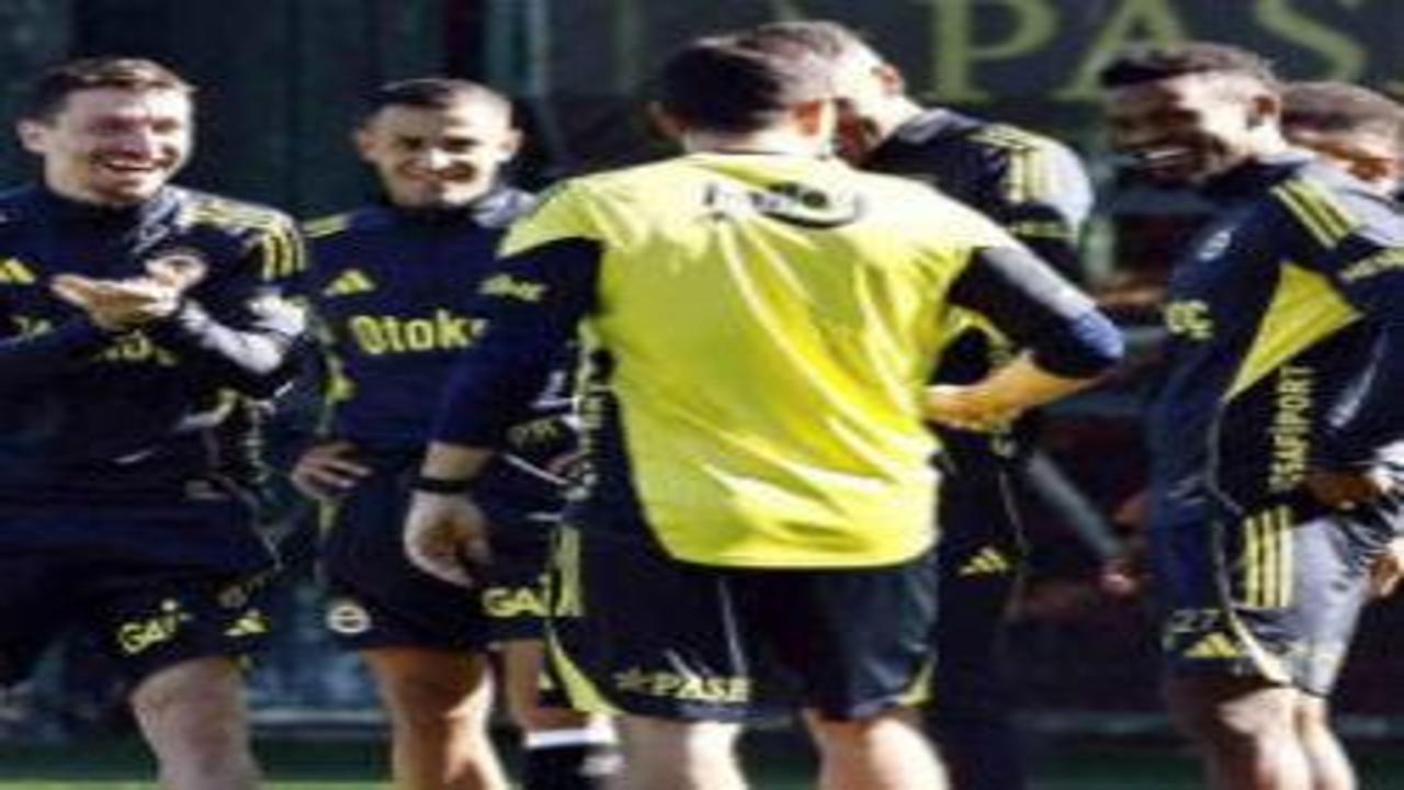 Fenerbahçe Konyaspor maçının kamp kadrosunu açıkladı! 3 eksik var