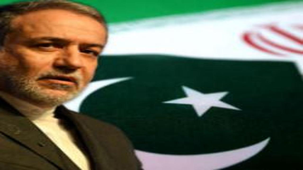 İran son dakika duyurdu! Pakistan'da sıcak saatler! Arakçi'nin Rusya ziyareti iptal edildi