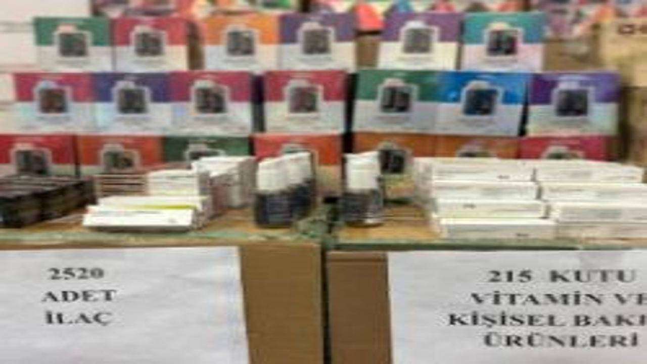 Kapıkule’de TIR’da 10 bin 400 elektronik sigara ve kaçak eşya ele geçirildi