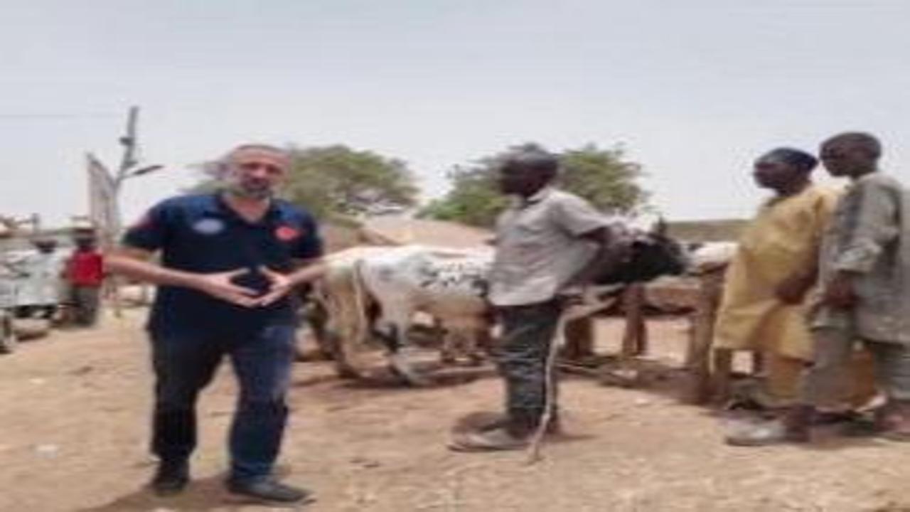 Kardeşlerini Unutma Derneği’nden Afrika’da kurban hazırlıkları