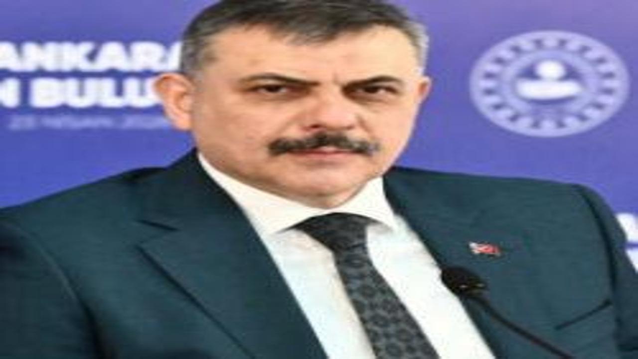 Bakan Çiftçi'den 27 Nisan mesajı: E-muhtıra karanlığından Türkiye Yüzyılı aydınlığına!