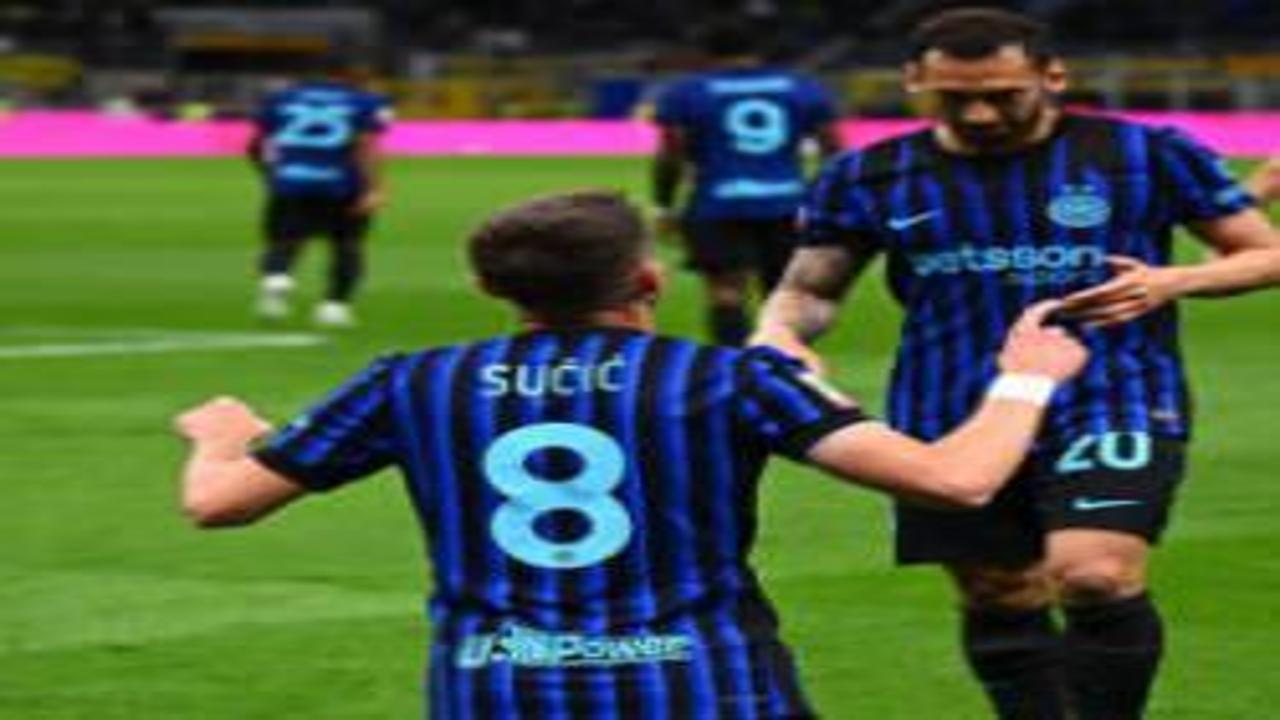2-0'dan dönüp 3-2 kazandılar! Hakan Çalhanoğlu, Inter'i tek başına finale taşıdı