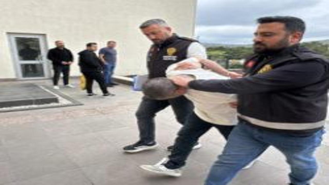 Muğla'da bir kadını bıçakladığı iddia edilen şüpheli yakalandı