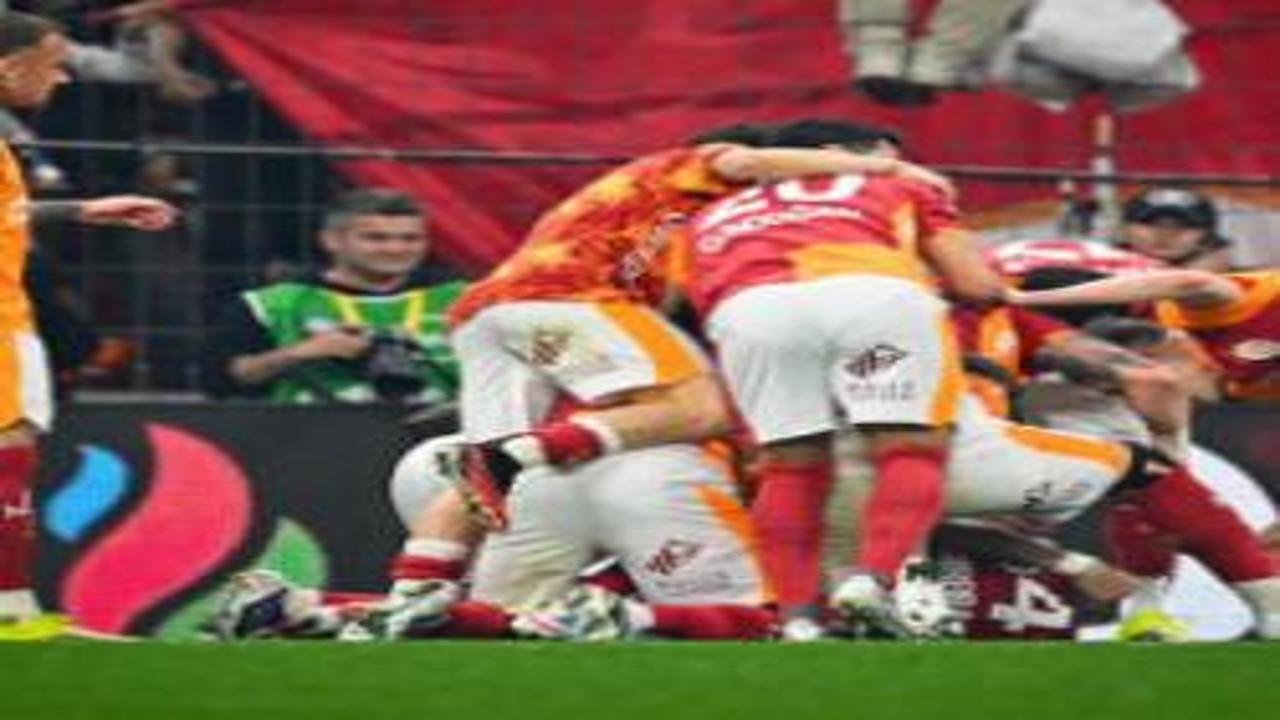 Derbi zaferi sonrası Galatasaray'dan 34 maçlık çılgın seri!