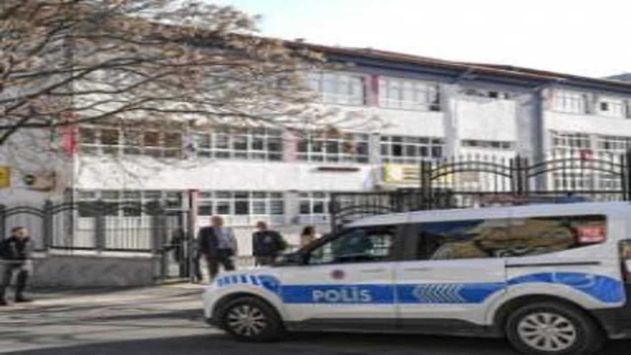 Okullarda güvenlik hamlesi! Tedbirler artırıldı: Forma ve randevu şartı!