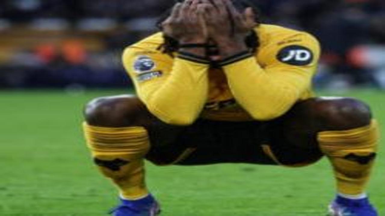 Premier Lig'de küme düşen ilk takım belli oldu