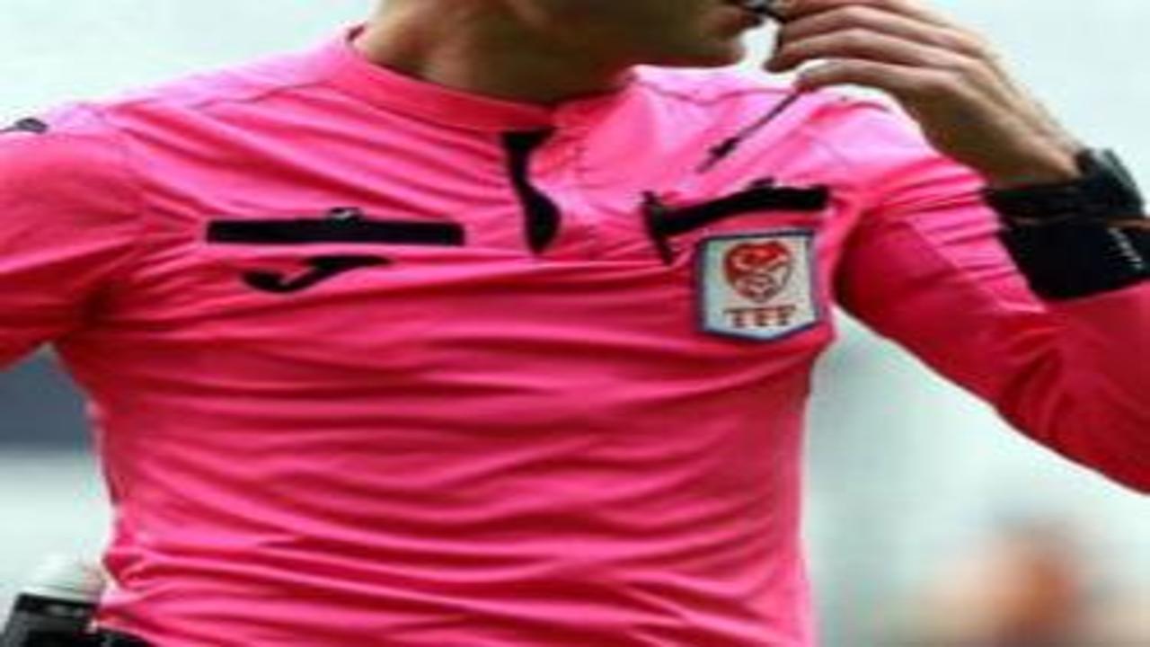 Süper Lig'de kritik hafta! Beşiktaş-Trabzonspor ve diğer maçların hakemleri belli oldu