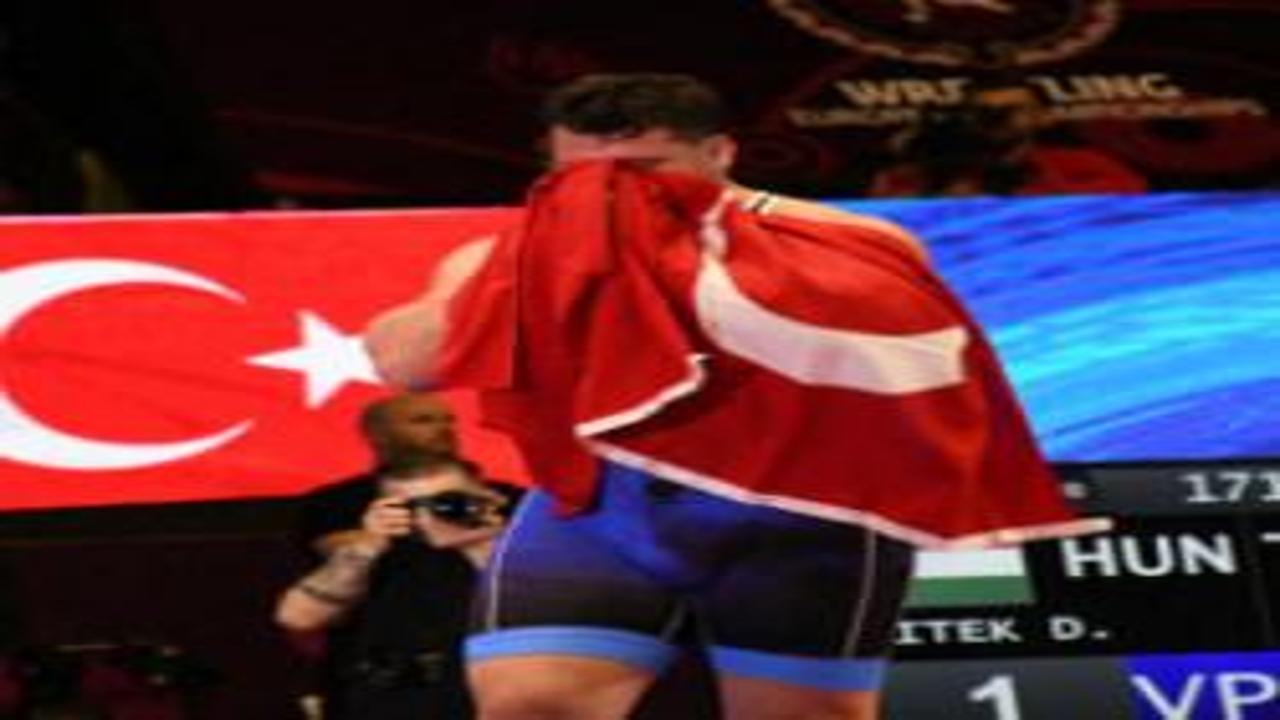 Tarihi zafer sonrası Rıza Kayaalp'tan duygusal sözler! Kızının ettiği duayı açıkladı