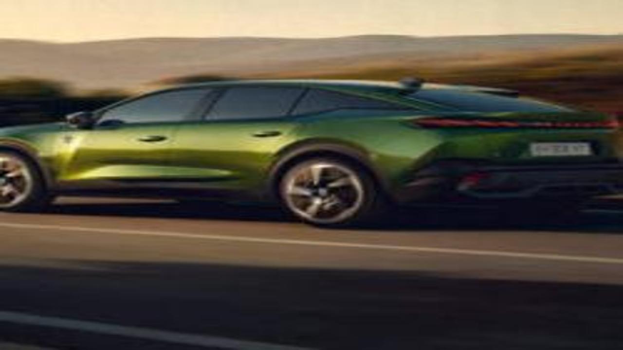 Yeni Peugeot 408'in Türkiye fiyatları belli oldu! 300 bin TL indirimle geldi