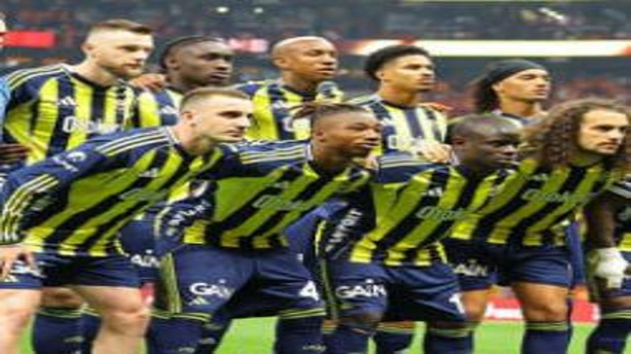 Fenerbahçe'nin 3 yıldıza Avrupa'dan teklif! Kararı yeni yönetim verecek