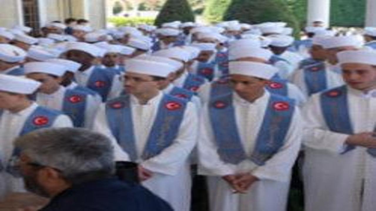 Aynı gün iki sevinç! Dev külliye açıldı! 232 hafız icazet aldı