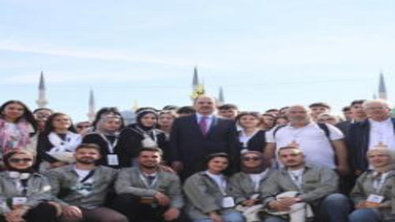 Başkan Altay “Genç Seyyah” projesi ile İstanbul gezisine katılan öğrencilerle buluştu