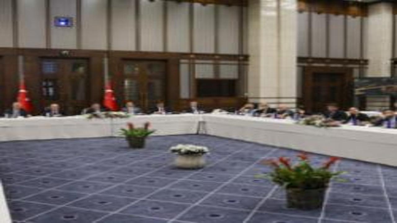 Cevdet Yılmaz’dan net mesaj: Türkiye çatışmalardan uzak, yatırıma yakın!