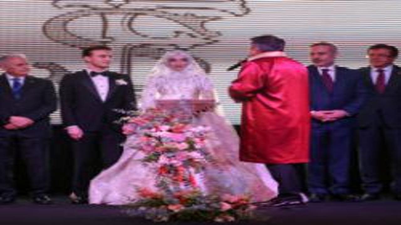 Dışişleri Bakanı Hakan Fidan, nikah şahitliği yaptı