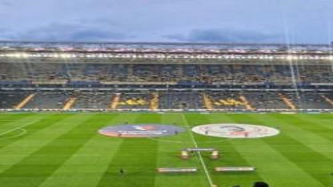 Fenerbahçe'nin stadı bomboş kaldı!