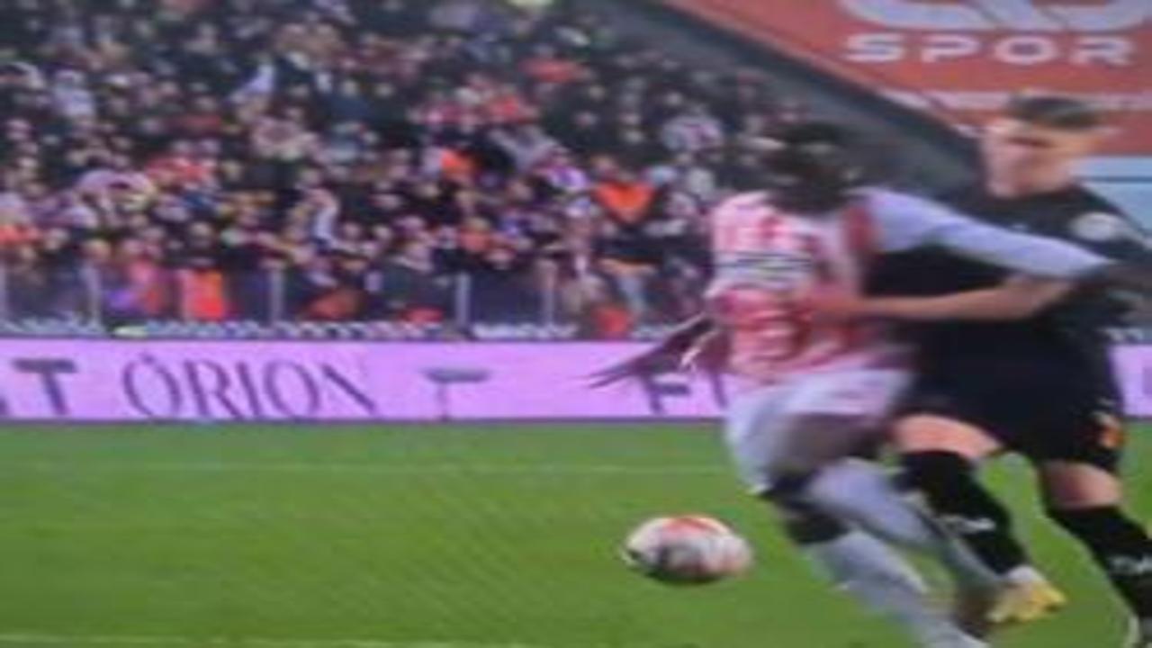 Şampiyonluk maçında tartışmalı pozisyon! Samsunspor'dan yoğun itiraz