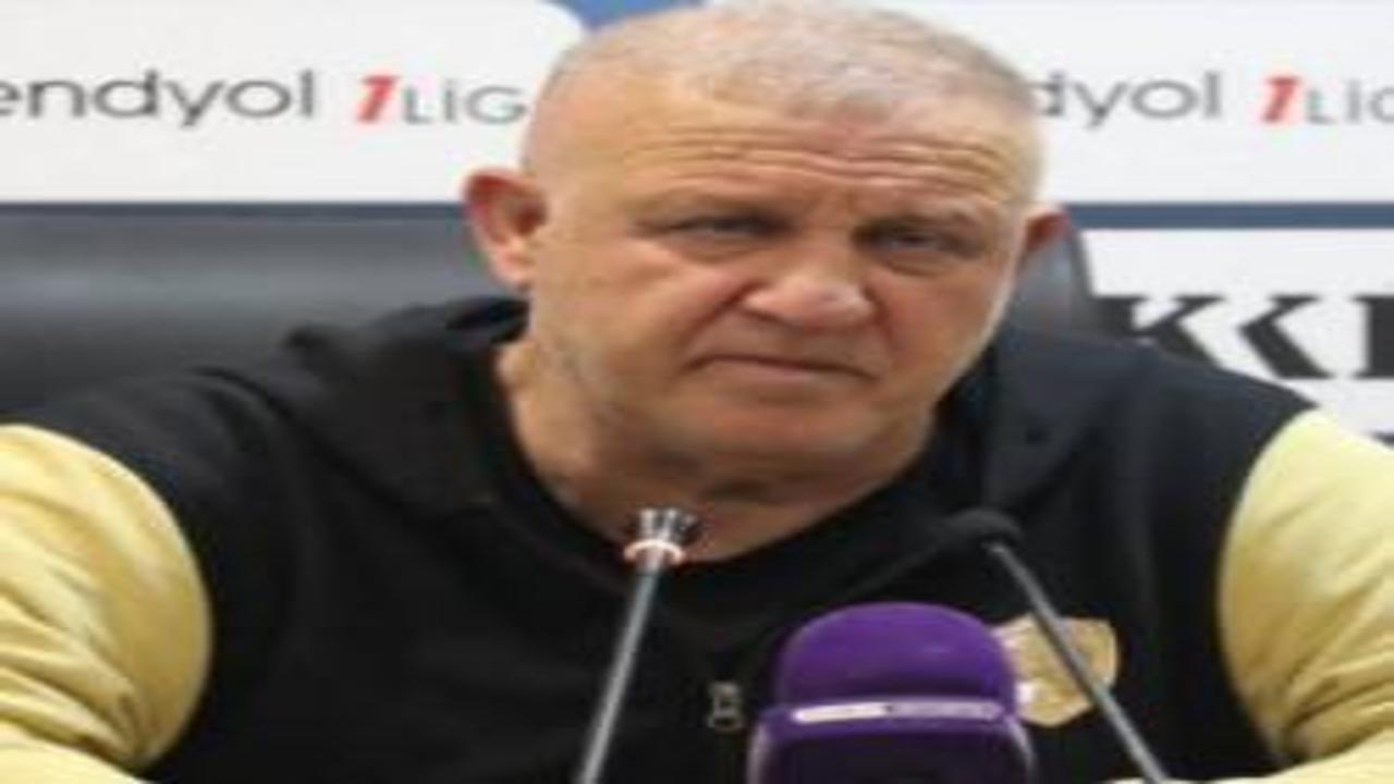 Amed Sportif Faaliyetler'de son maç öncesi Mesut Bakkal'la yollar ayrıldı! İşte yeni hoca