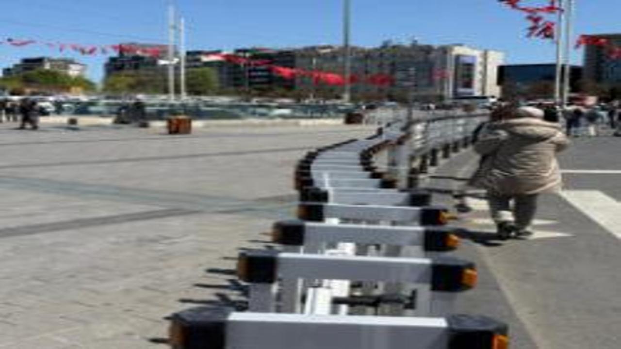 Taksim metro istasyonu ikinci bir duyuruya kadar kapatıldı