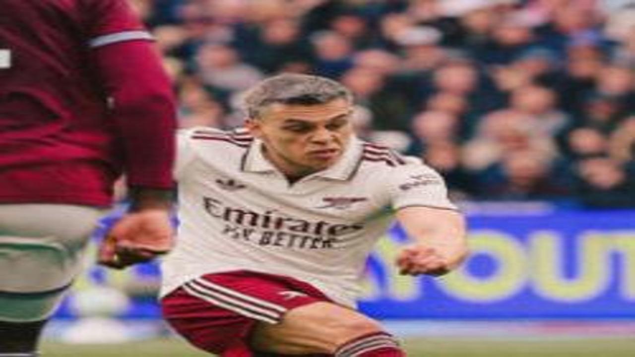 90+5'te gol VAR'dan döndü! Şampiyonluk için geri sayım başladı