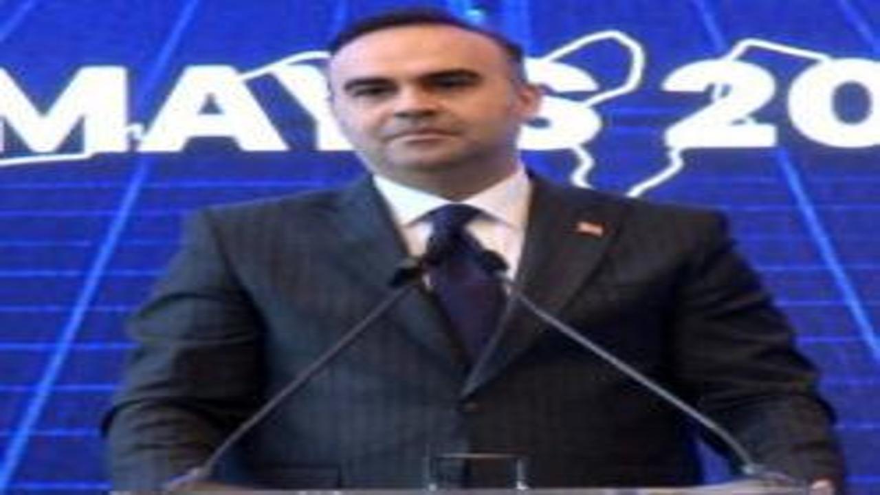 Bakan Kacır'dan yenilenebilir enerji teknolojileri hakkında açıklama