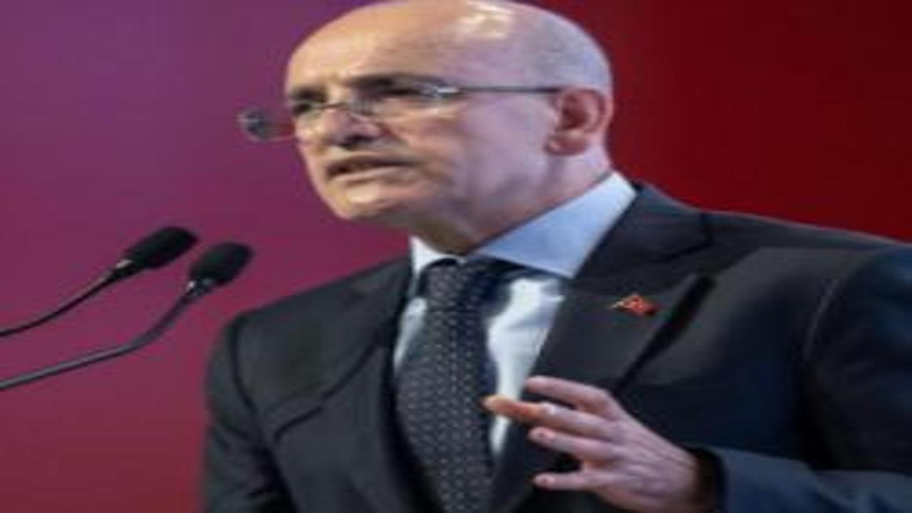 Bakan Şimşek: Şoku vatandaşa yansıtmadık! Mazot 90 lira olurdu