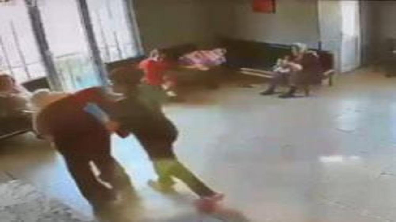 Beylikdüzü'nde bakımevi dehşeti: Yaşlı hastaları darbedip yüzlerine tükürdüler