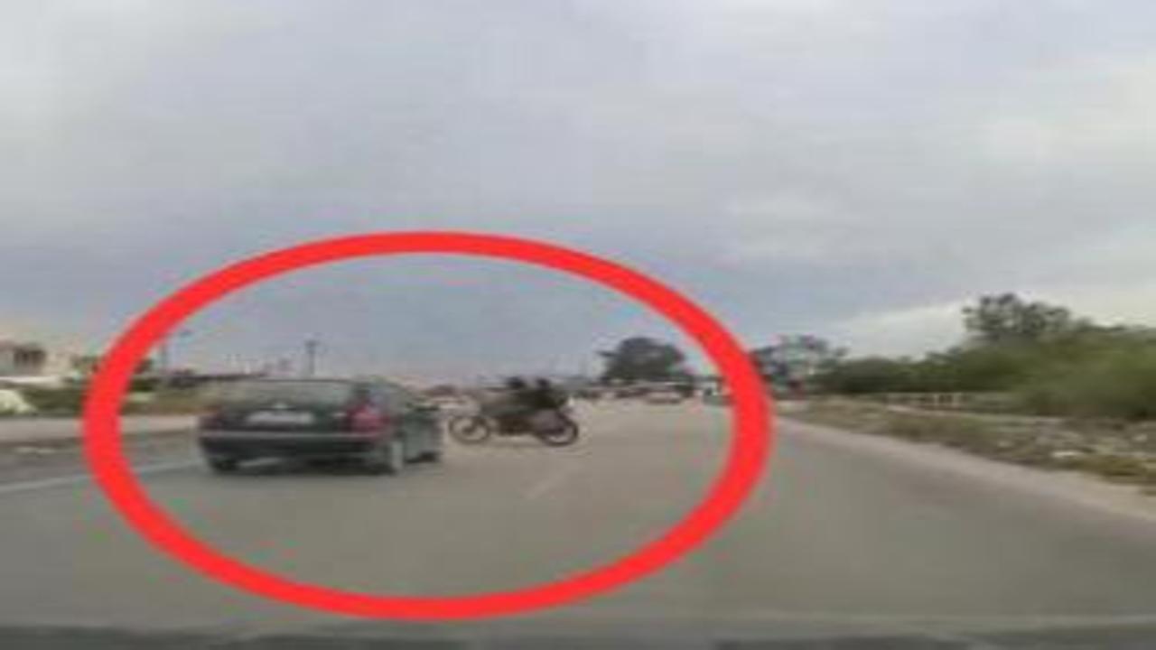 Hatay'da feci kaza: Motosiklet ile otomobil çarpıştı