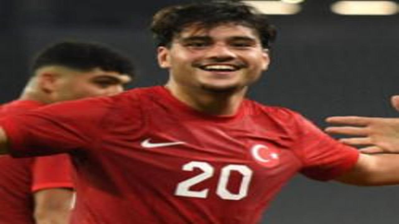 Galatasaray Avrupa'da 12 gol, 20 asist yapan milli yıldızı istiyor!