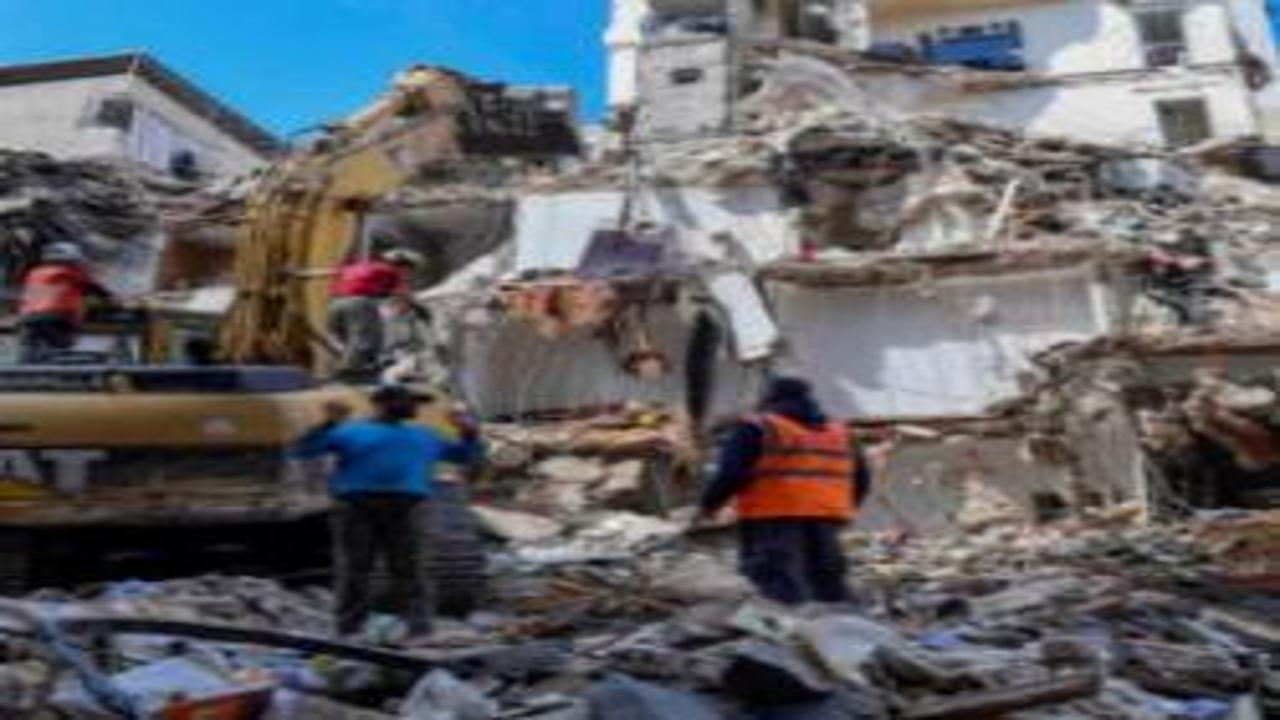 Lübnan'da ağır tablo: İsrail 2 bin 696 kişiyi katletti