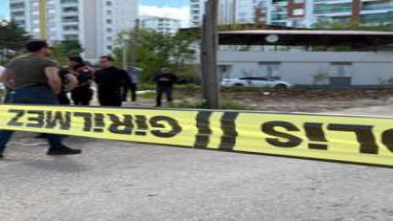 Okul bölgesinde silah sesleri! Peş peşe ateş edildi, öğrenciler panikledi