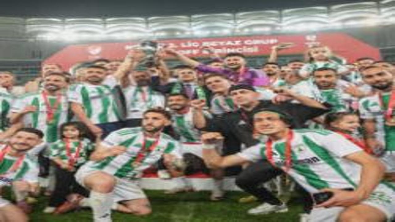 Sonucu penaltılar belirledi! 1. Lig'e yükselen son takım belli oldu