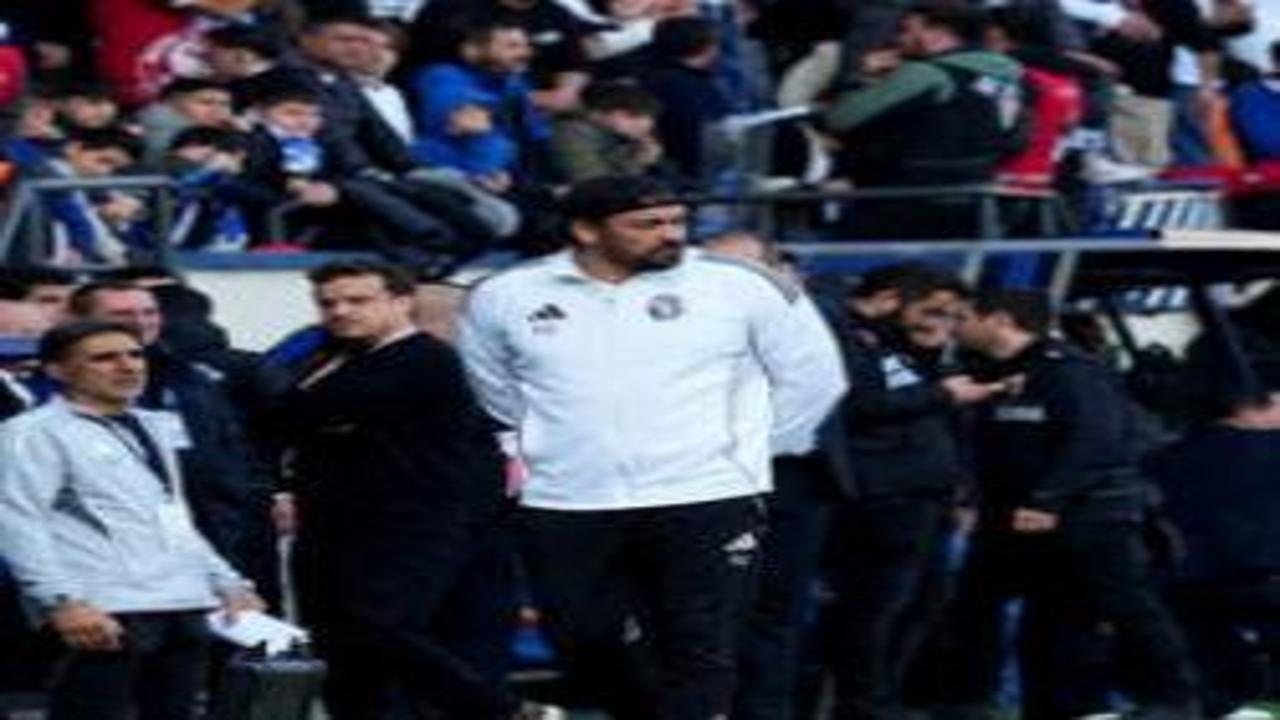 Zor dönemde gelip takımı kümede tuttu! Servet Çetin'den duygusal veda