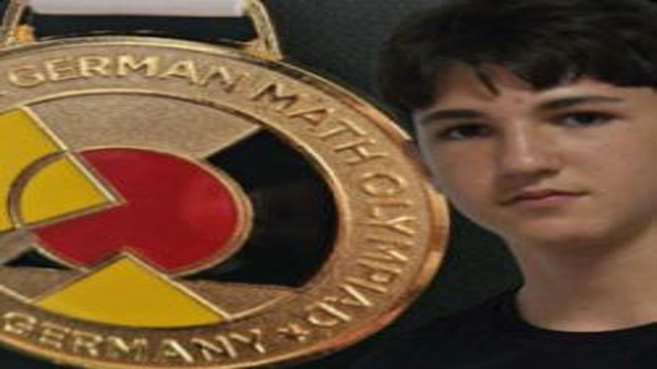14 yaşındaki Doruk, matematik olimpiyatlarında dünya birincisi oldu!