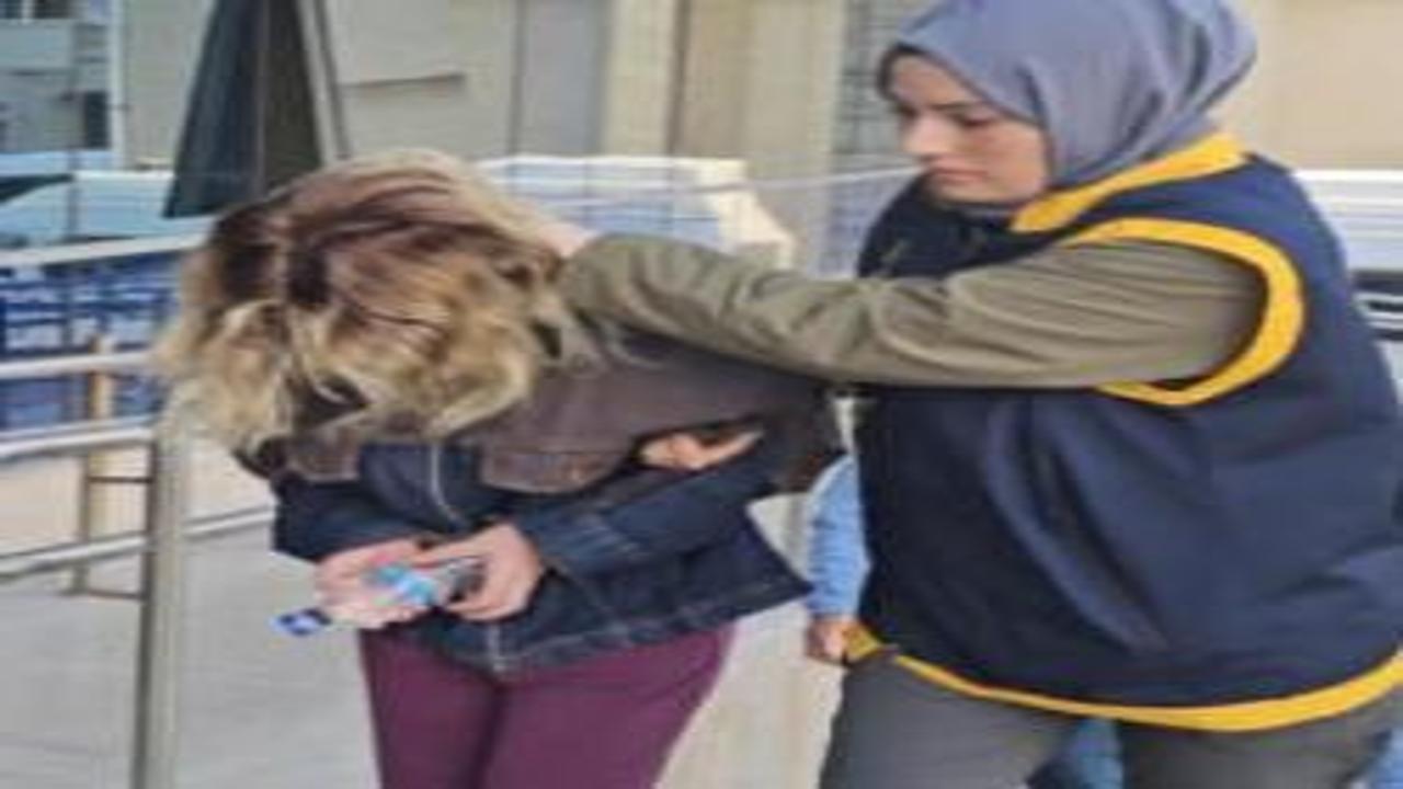 Ev sahibi olma vaadiyle vatandaşları dolandıran çift yakalandı