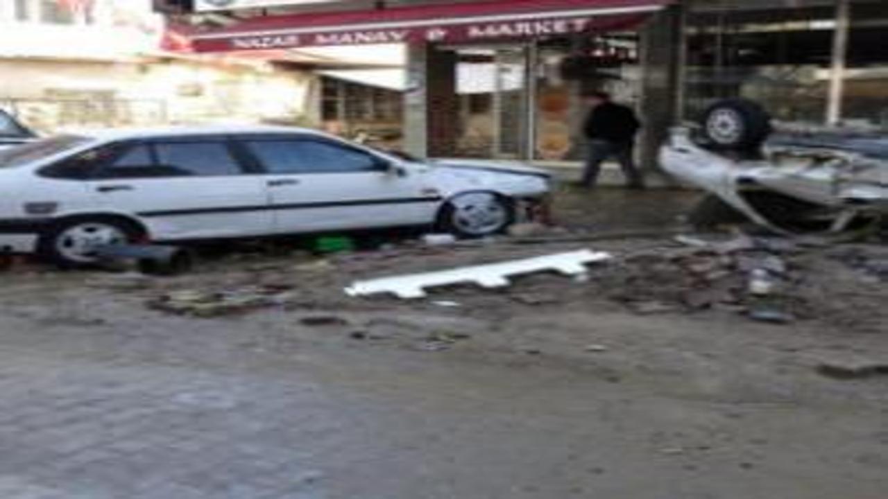 Sel felaketinin boyutu hava aydınlanınca ortaya çıktı