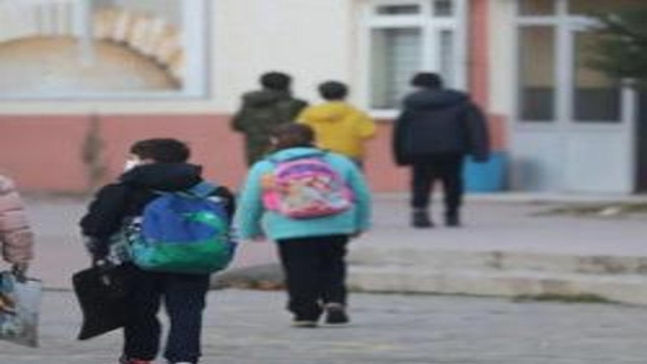 Son dakika: Bir ilimizde okullar 1 gün tatil edildi