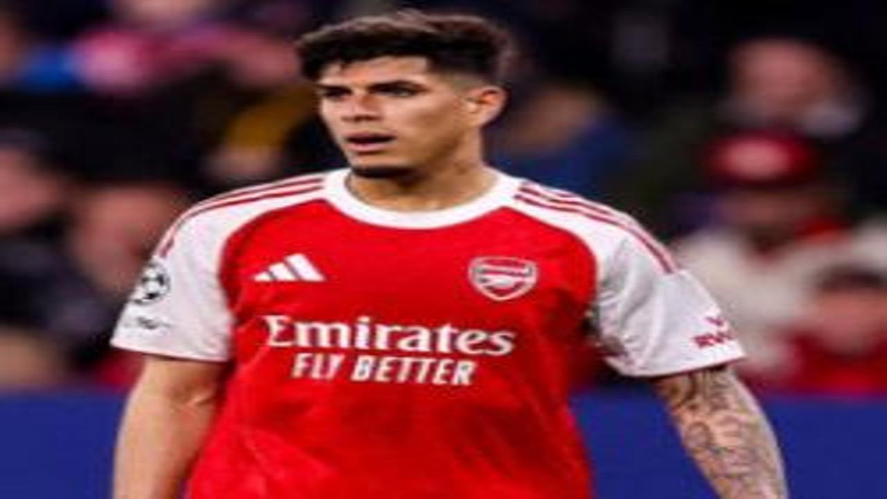 Süper Lig devi yeni stoperini Arsenal'de buldu!