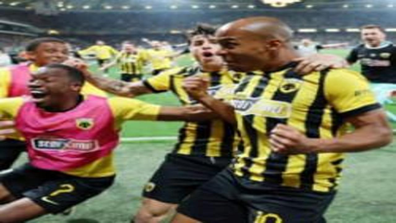 Süper Lig devinin kiralık gönderdiği oyuncu 90+3'te attığı golle takımını şampiyon yaptı!