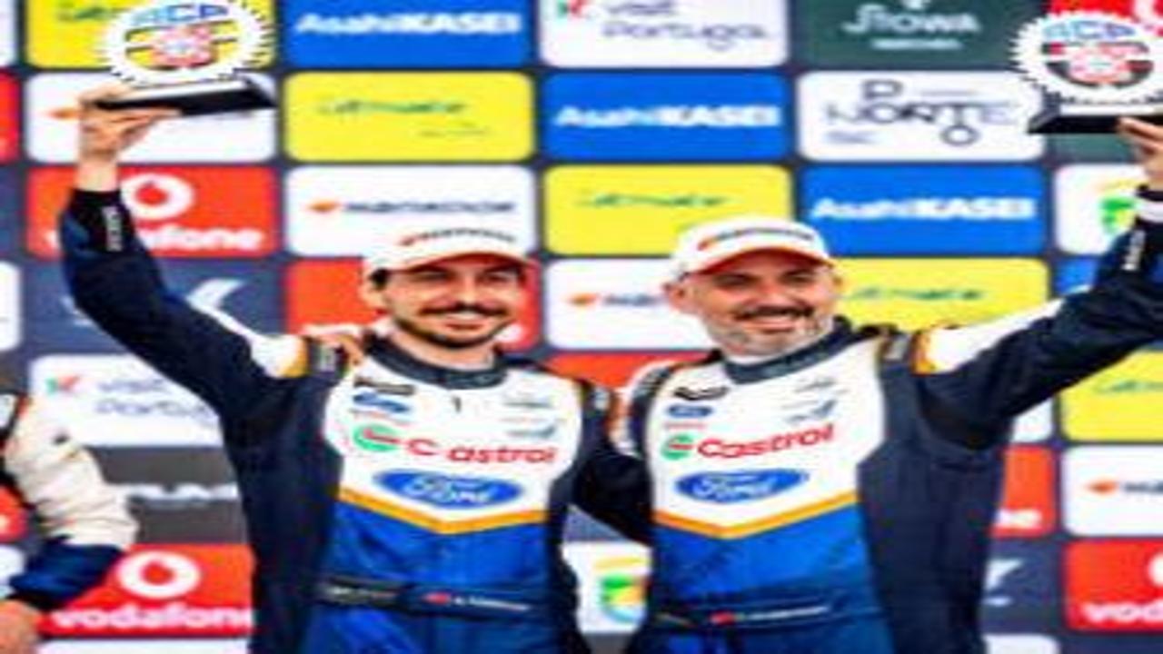 Türk ralli sporcuları Portekiz'de zirveye çıktı