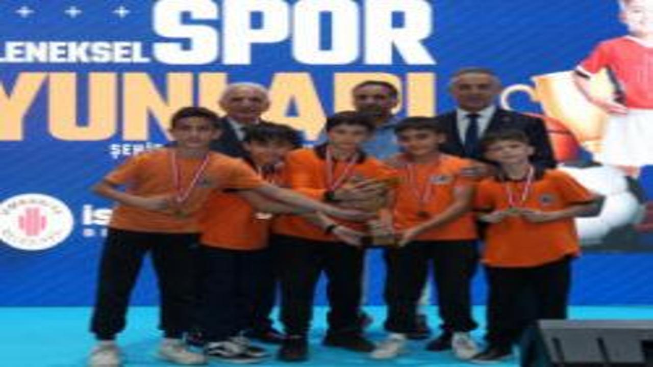 38 bin 500 öğrencinin katıldığı 18. Geleneksel Spor Oyunları coşkulu törenle sona erdi