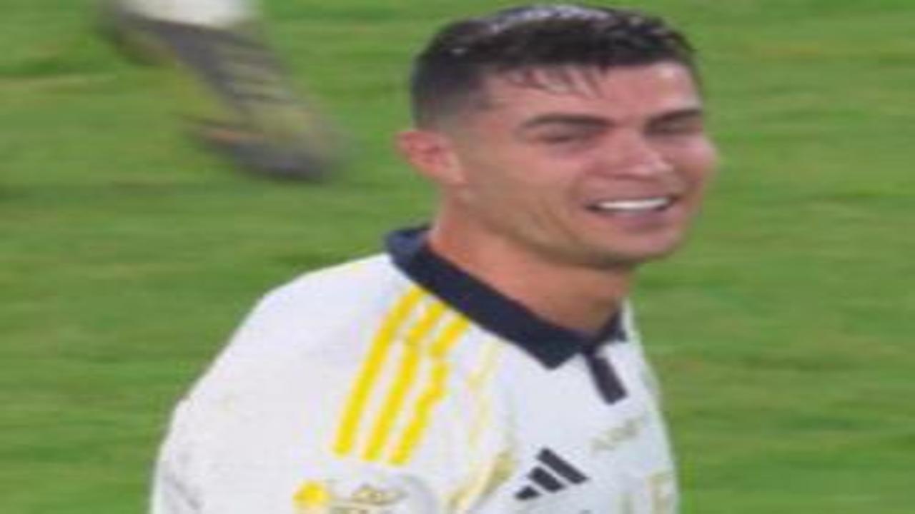 41 yaşındaki Ronaldo 35. kupasını aldı! Gözyaşlarını tutamadı
