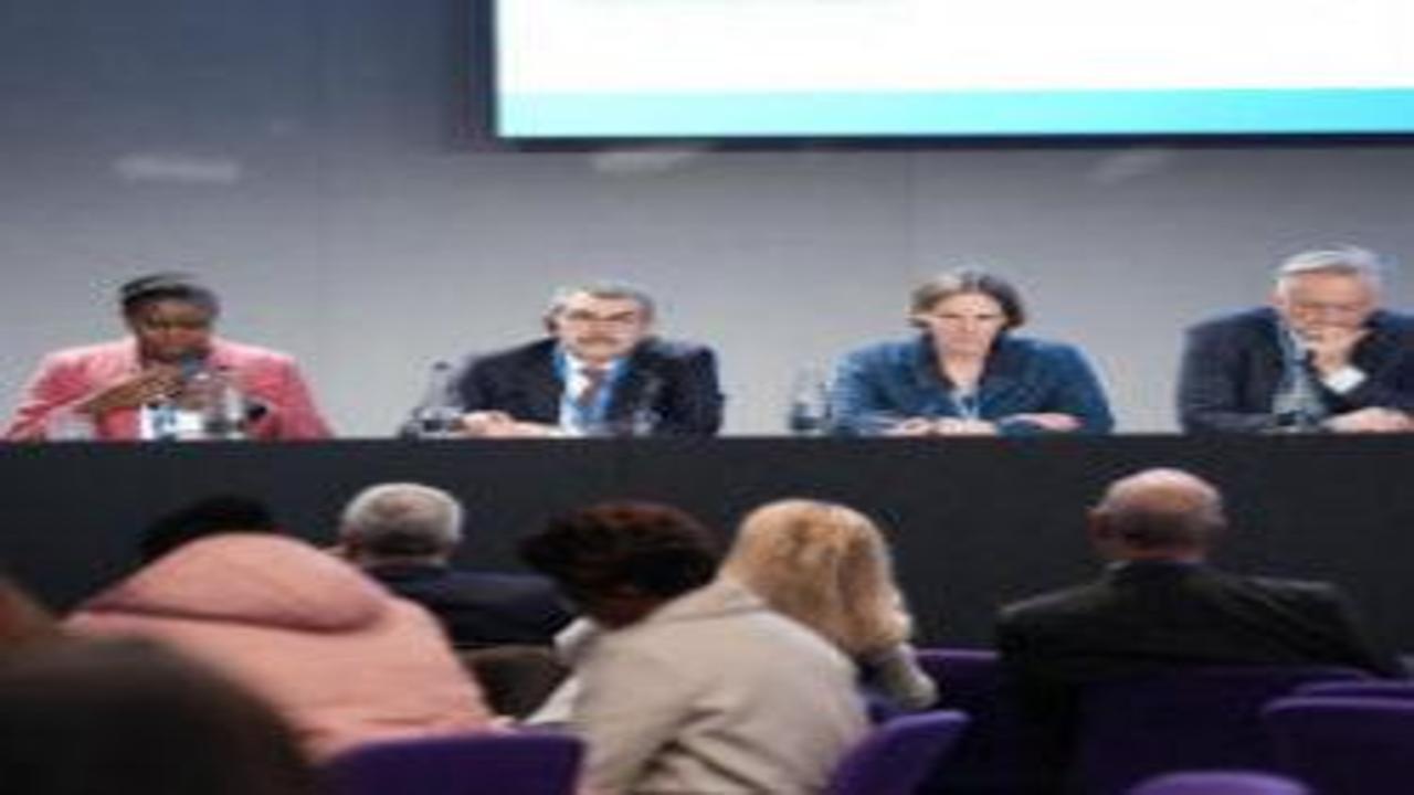 Bakan Tekin, Londra'daki Dünya Eğitim Forumu'na katıldı