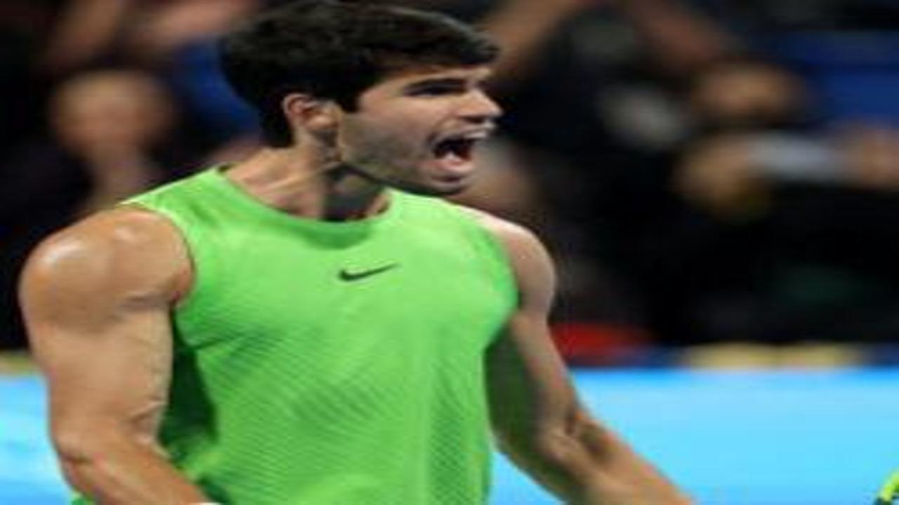Carlos Alcaraz Wimbledon'dan çekildi