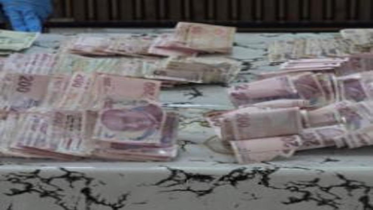 Dilencinin üzerinden 117 bin TL çıktı