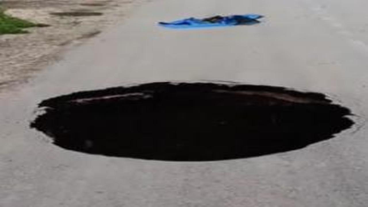 Tokat'ta sağanak nedeniyle yol çöktü