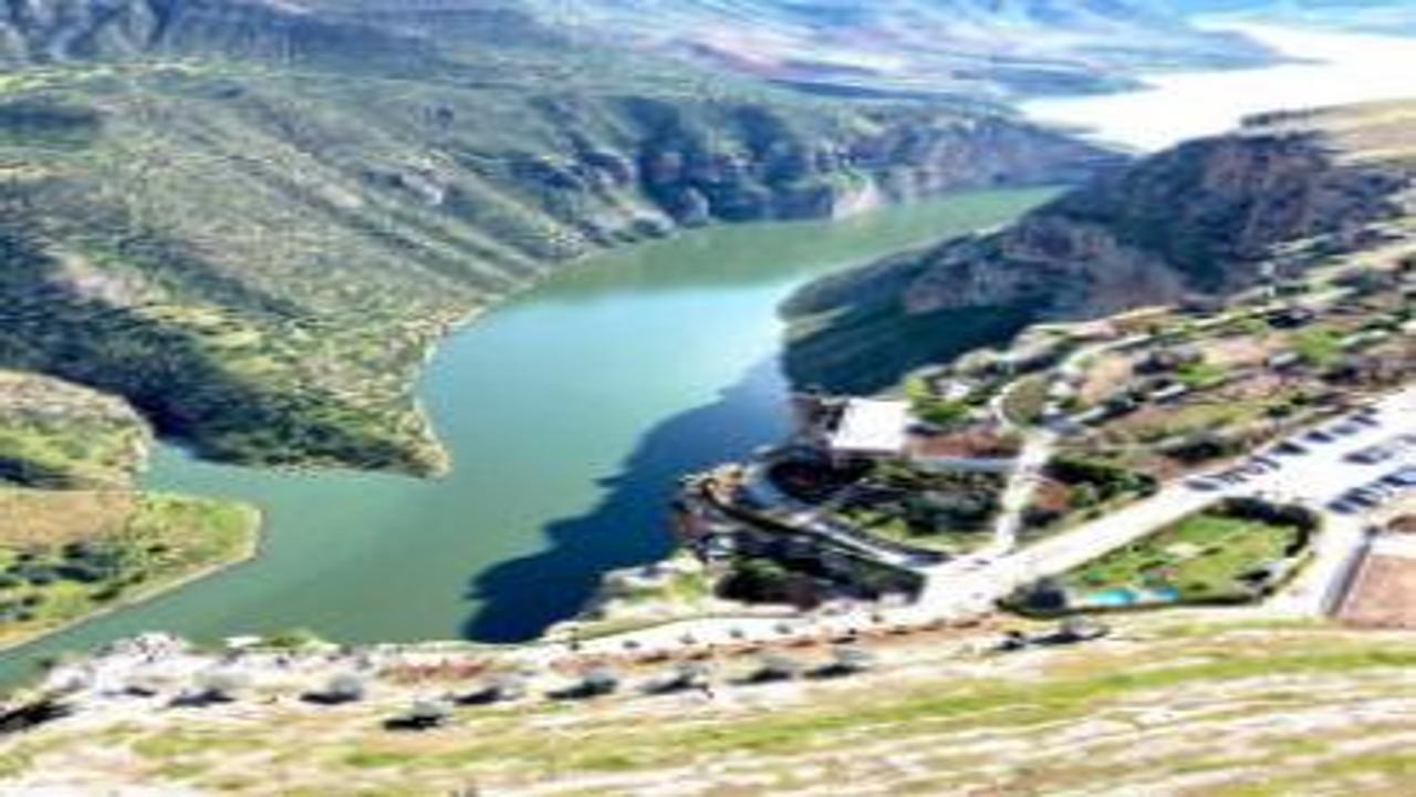 350 metre yükseklikte eşsiz manzara: Botan Vadisi doğasıyla hayran bıraktı