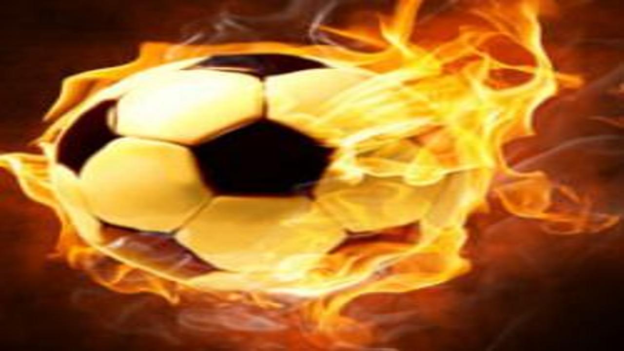 Beşiktaş ve Fenerbahçe ile anılan dünyaca ünlü teknik direktör takımından ayrıldı!