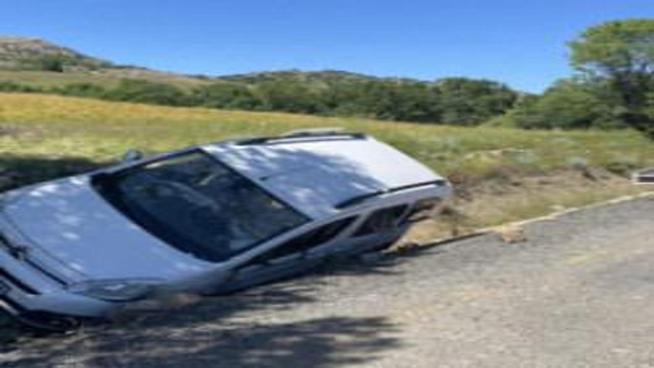 Diyarbakır'da kanlı pusu! Güpegündüz otomobile kurşun yağdırdılar: 1 ölü, 1 yaralı